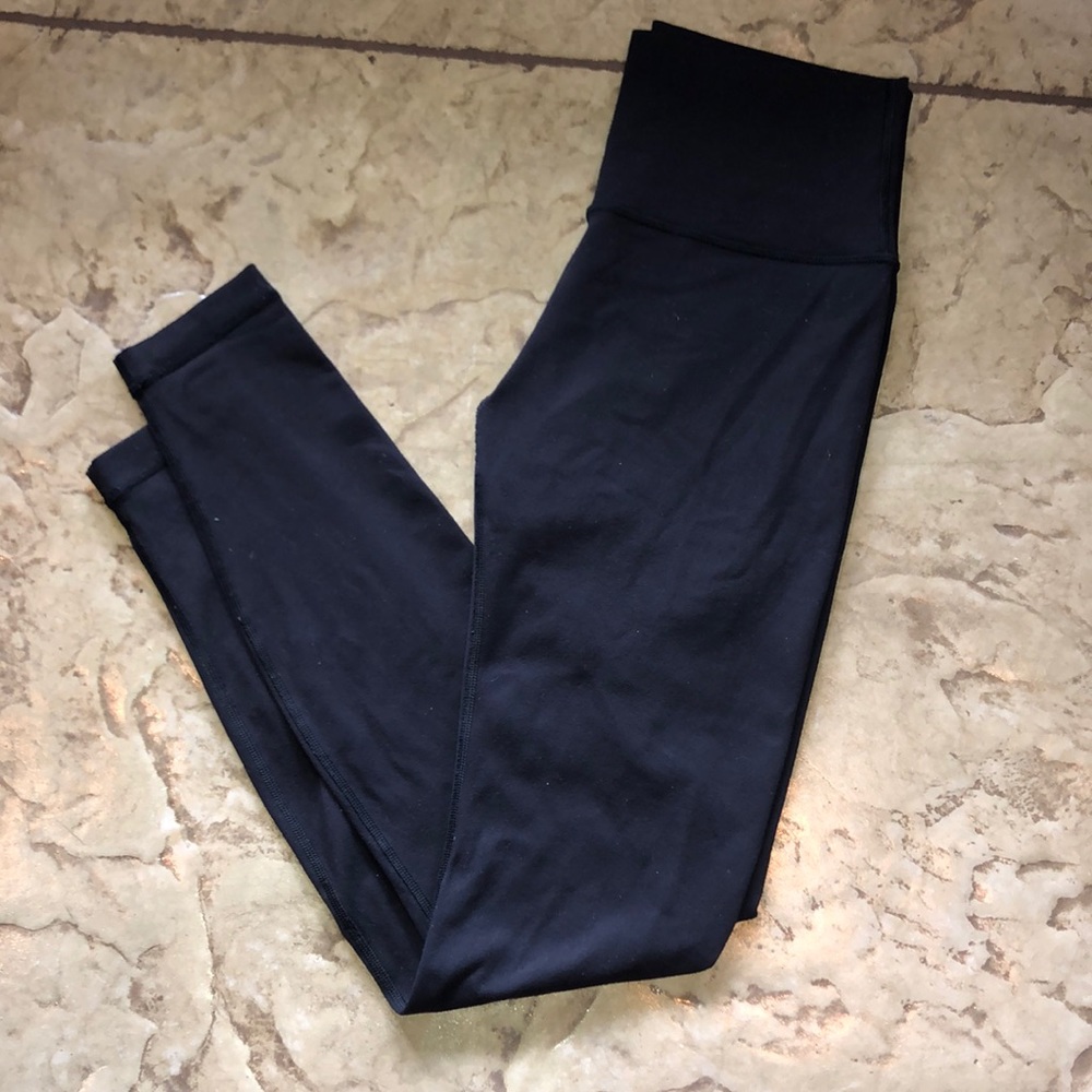 SIZE 6 BLACK LULUS:)
